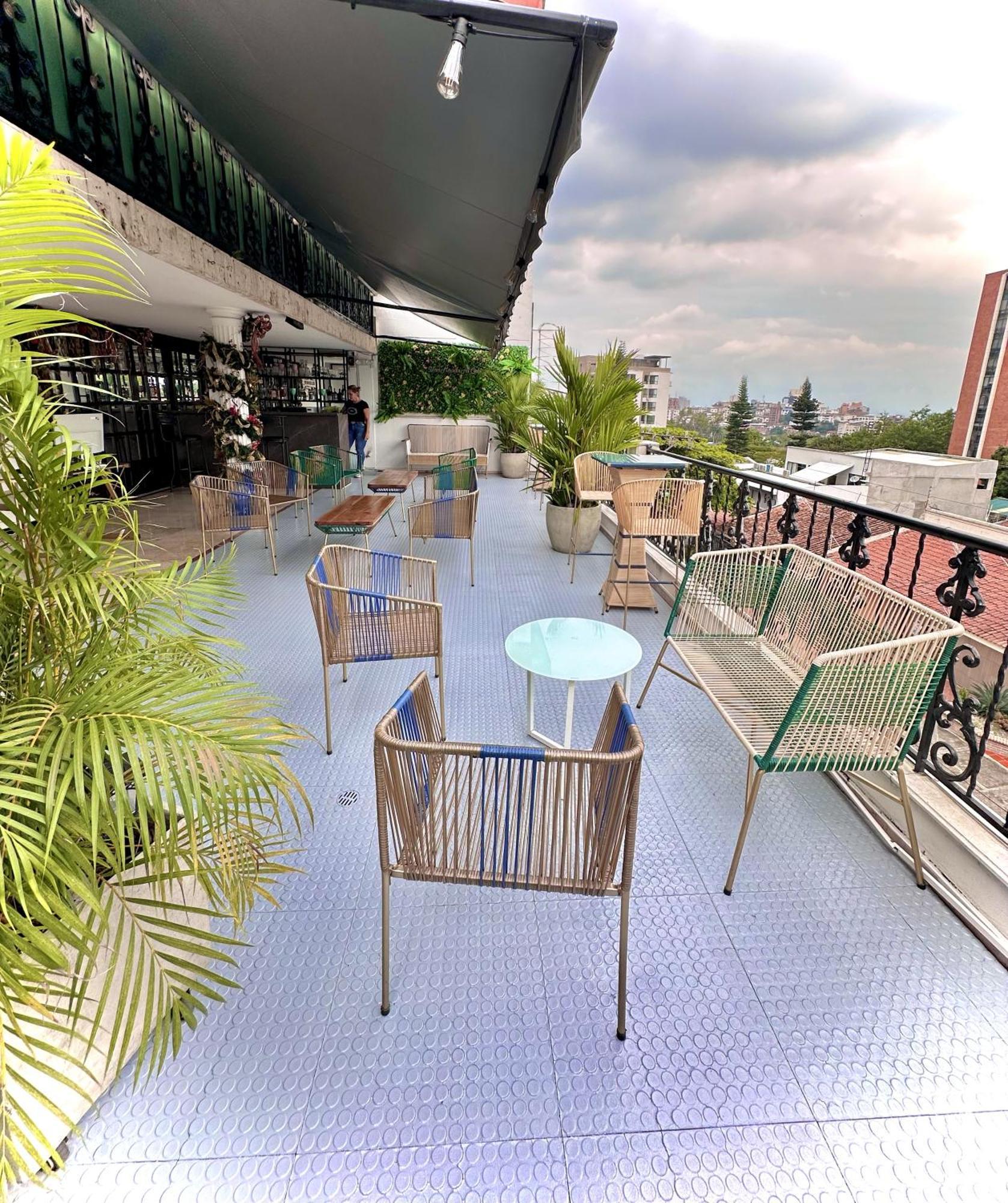 The View Hostel & Lounge Cali Bagian luar foto