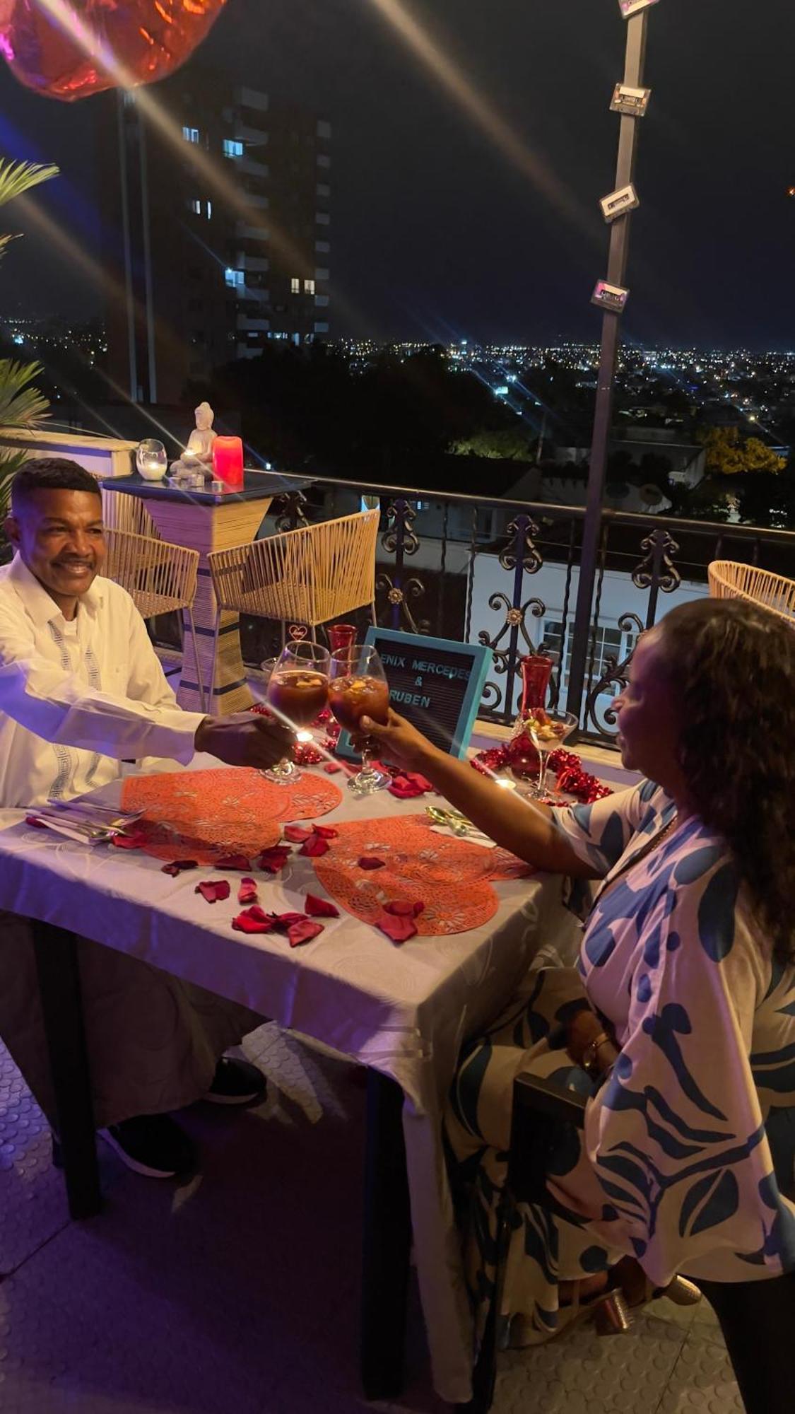 The View Hostel & Lounge Cali Bagian luar foto